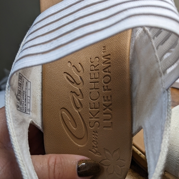 Cali Sandals by Skechers Luxe Foam Stretch Wedge - Picture 8 of 10